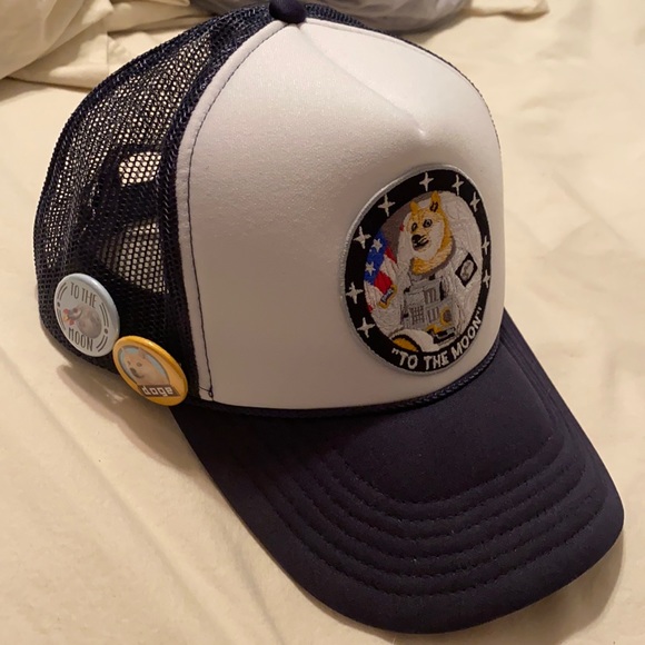 Other - Dogecoin Moonhat